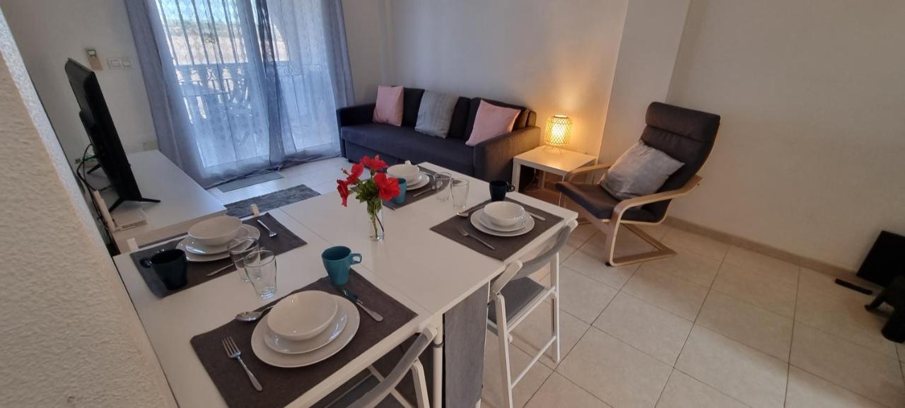 Апартаменты Lovely 2 Bed, 2 Bath Apt With 2 Large Pools Лос Алказарес Экстерьер фото